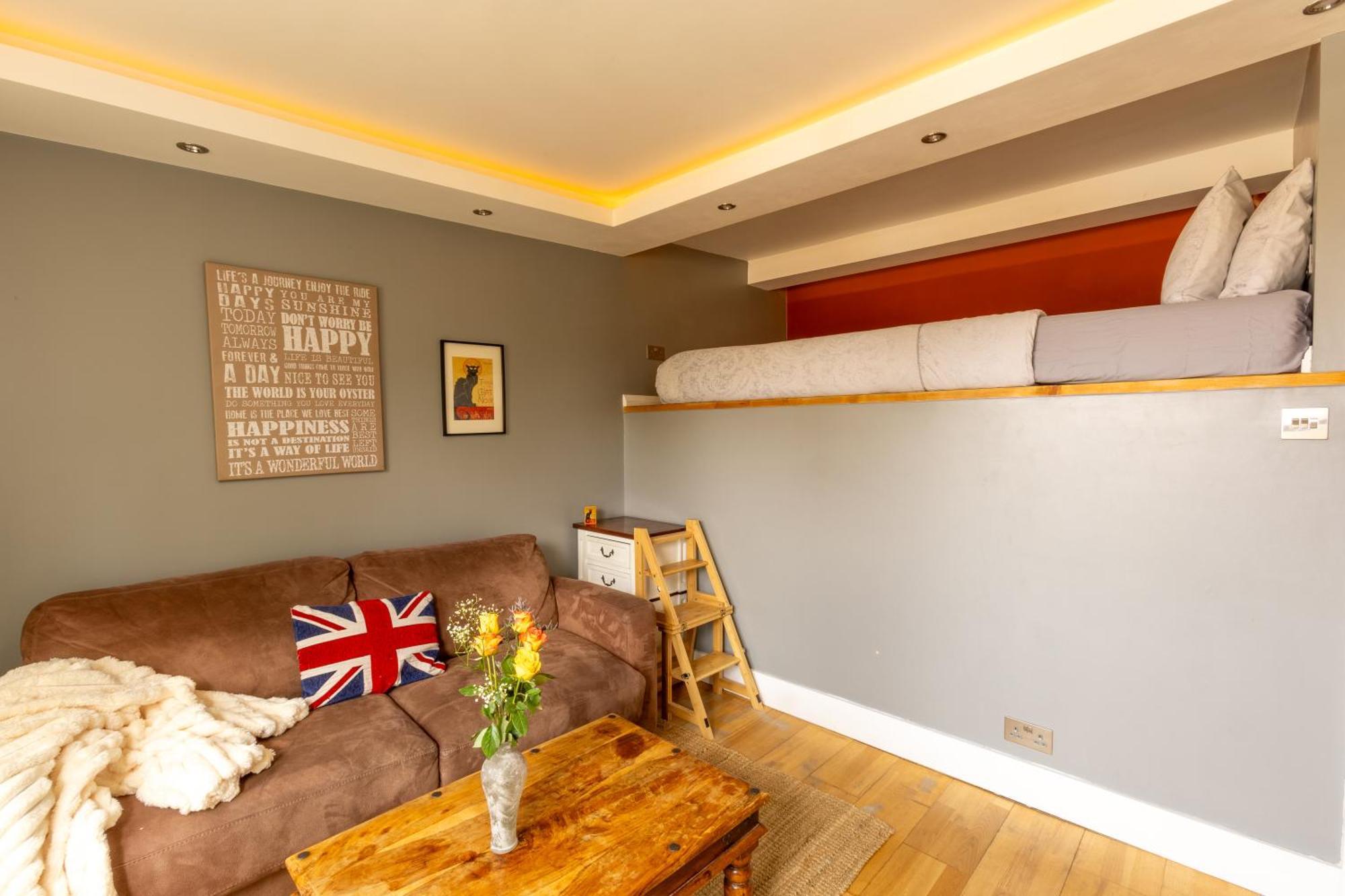 Traditional English 4 Bedroom Home In Greenwich Plumstead  Buitenkant foto